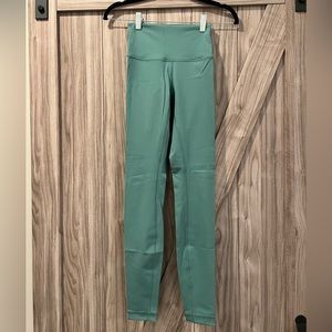 Lululemon size 2 leggings